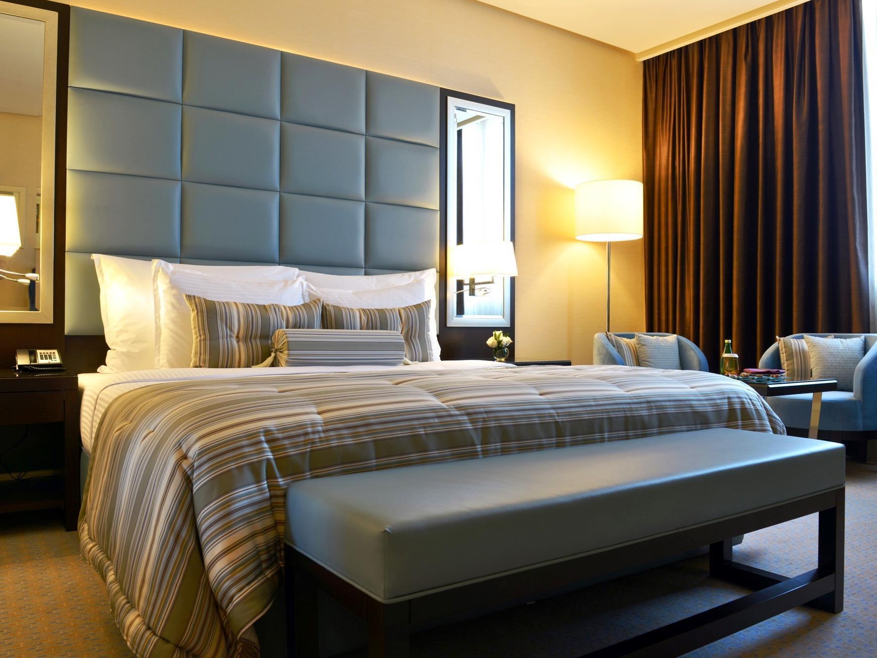 Millennium Hotel & Convention Centre Kuwait Kuwait City Eksteriør billede A bedroom at the hotel